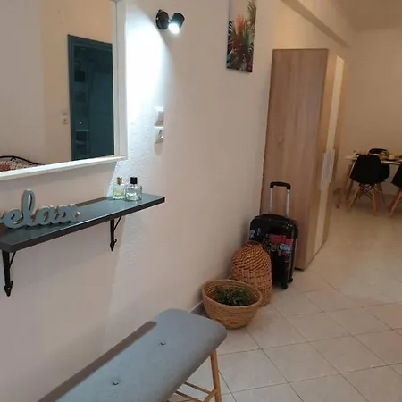 Διαμέρισμα V-suites