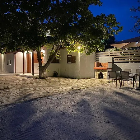 V-suites Lägenhet Potos