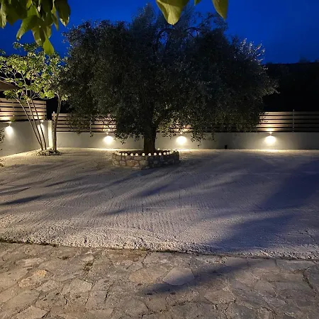 V-suites * Ποτός